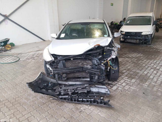 2014 HYUNDAI i30 1.6 GLS/PREMIUM